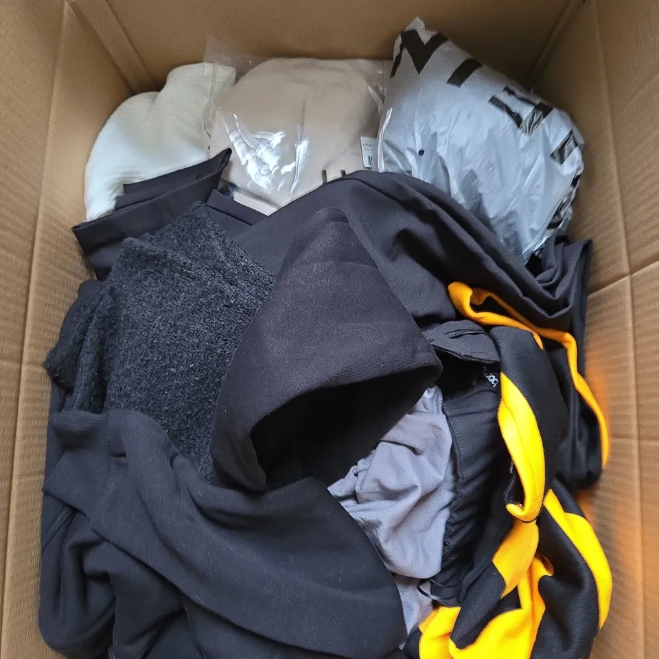 LARGE BOX OF ASSORTED CLOTHING ITEMS IN VARIOUS SIZES, STYLES AND COLOUR 