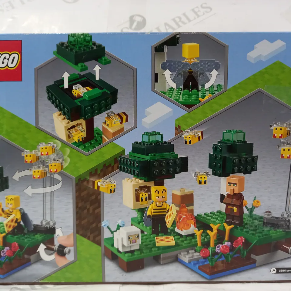 LEGO MINECRAFT 21165 THE BEE FARM