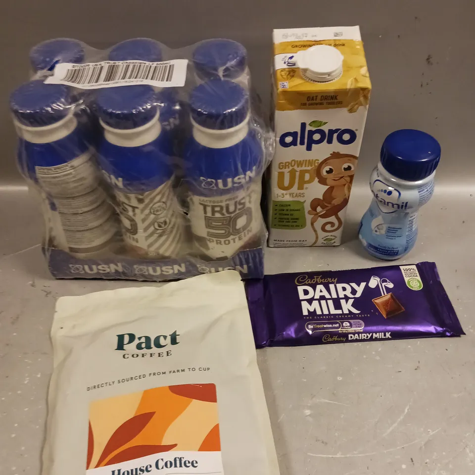 APPROXIMATELY 10 ASSORTED FOOD/DRINK PRODUCTS TO INCLUDE USN PROTEIN DRINK, DAIRY MILK CHOCOLATE, PACT COFFEE ETC