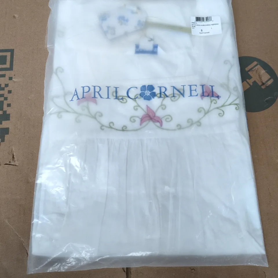 BAGGED APRIL CORNELL ART NOUVEAU EMBROIDER NIGHT DRESS IN WHITE MULTI - LARGE
