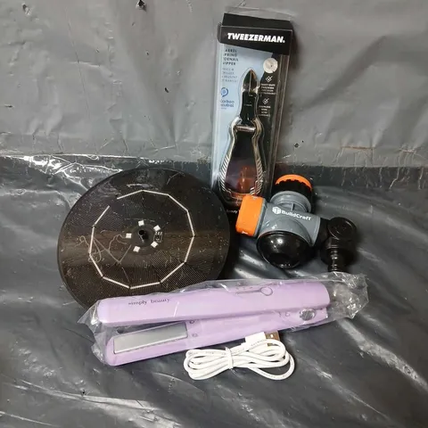 APPROXIMATELY 20 ASSORTED ITEMS TO INCLUDE CORDLESS COMPACT STRAIGHTENER, BUILDCRAFT TAP ADAPTOR, TWEEZERS, ETC - COLLECTION ONLY