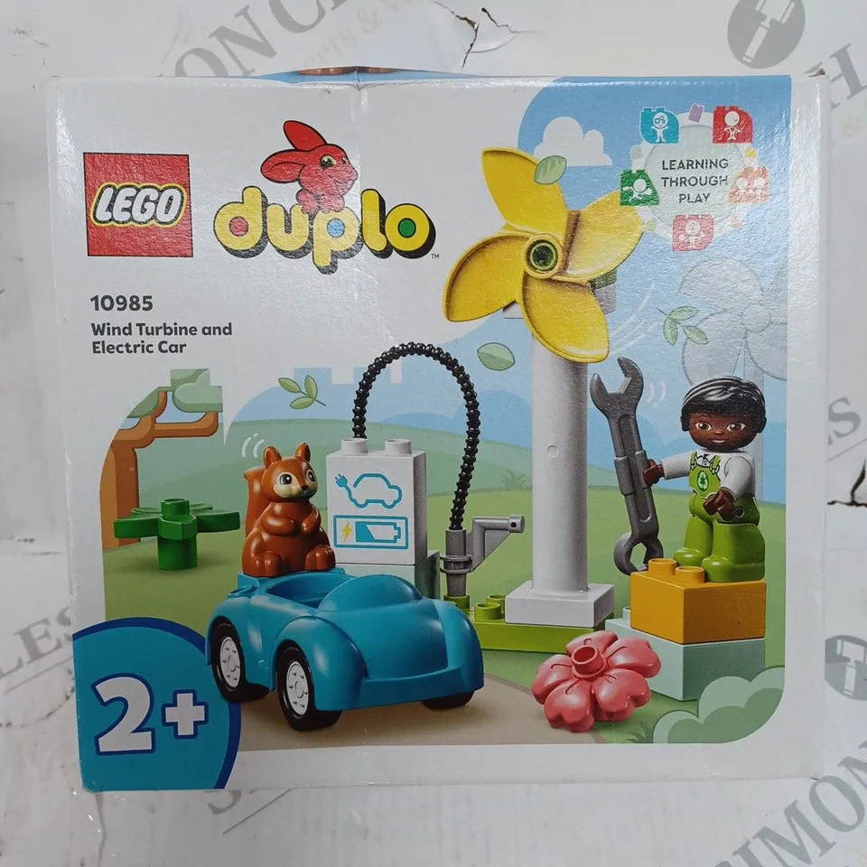 LEGO 10985 DUPLO WIND TURBINE AND ELECTRIC CAR