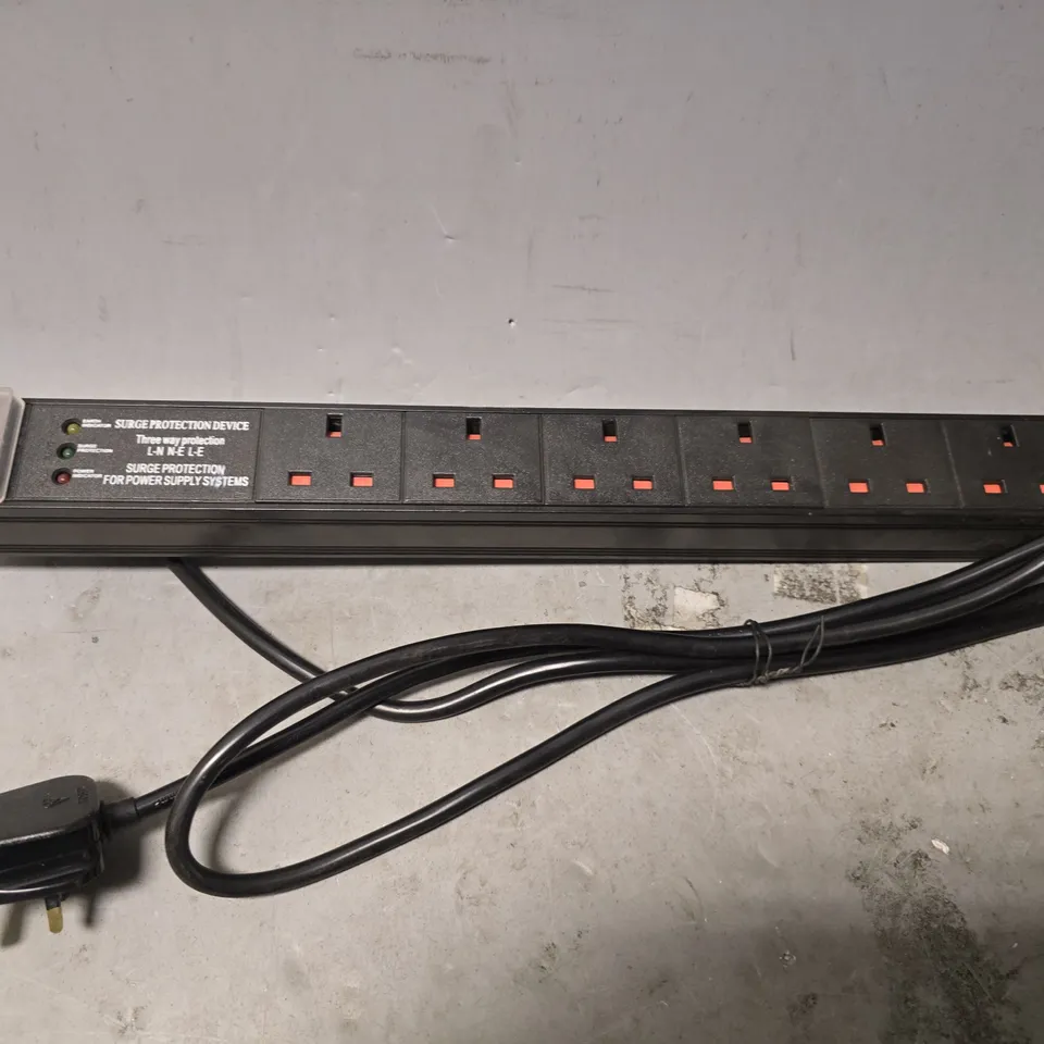 UNBRANDED BLACK SURGE PROTECTED EXTENSION LEAD WITH 6 PLUGS