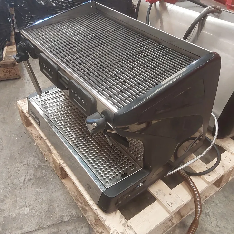 RANCILIO CLASSE 7E 2 GROUP COMMERCIAL COFFEE MACHINE WITH ISTEAM