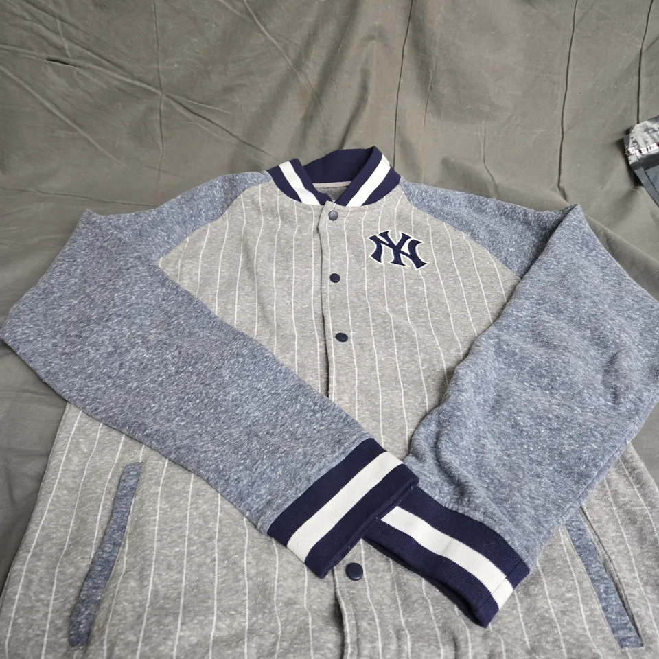 NEW YROK YANKIES JACKET SIZE XL 