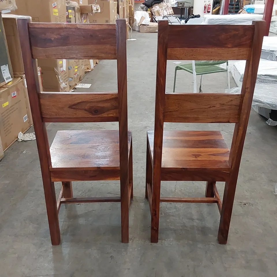 SET OF 2 DESIGNER RUSTIC DINING CHAIRS (2 ITEMS)