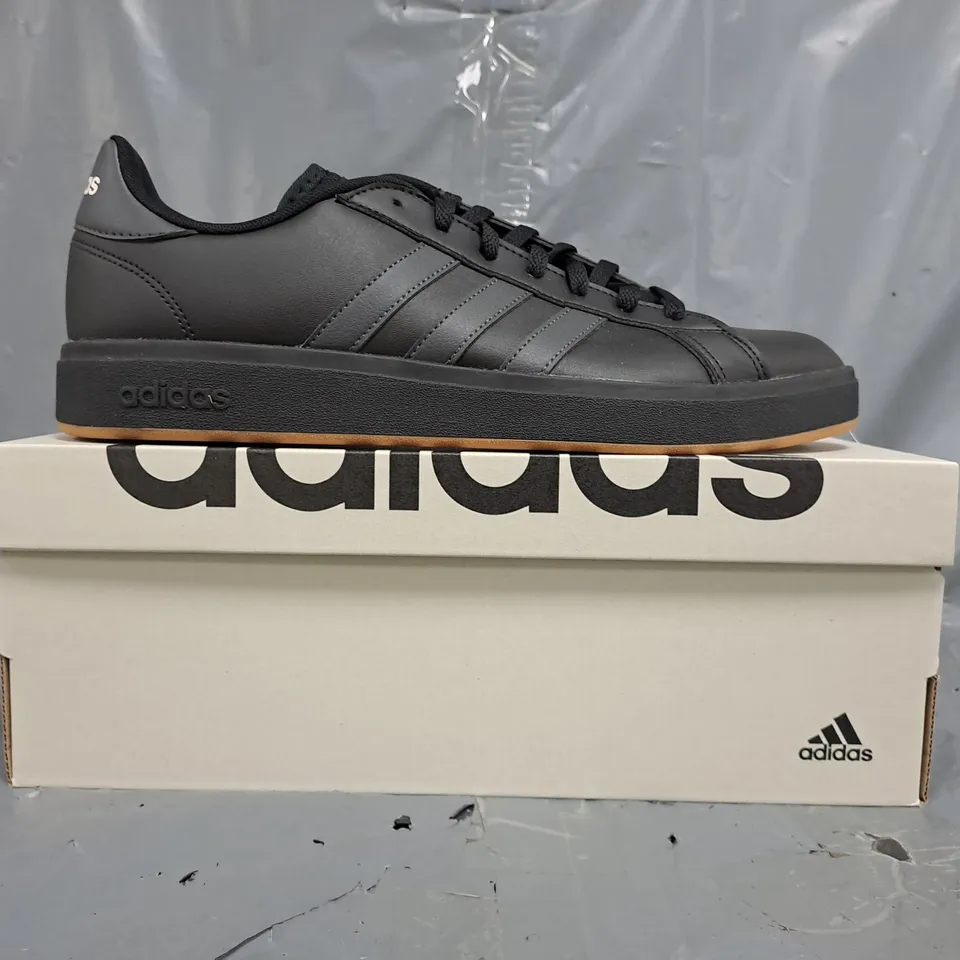 BOXED PAIR OF ADIDAS GRAND COURT BASE 2 SHOES IN BLACK SIZE UK 10.5