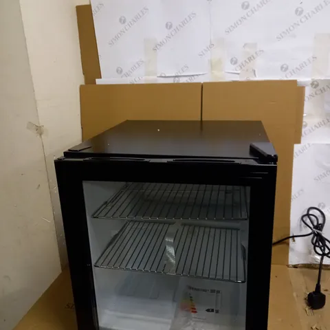 DRINKSTUFF FROSTBITE MINI FRIDGE - BLACK