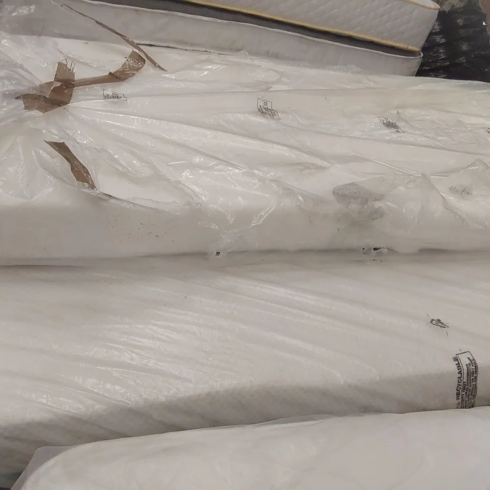 PALLET CONTAINING 5X ASSORTED MATTRESSES 