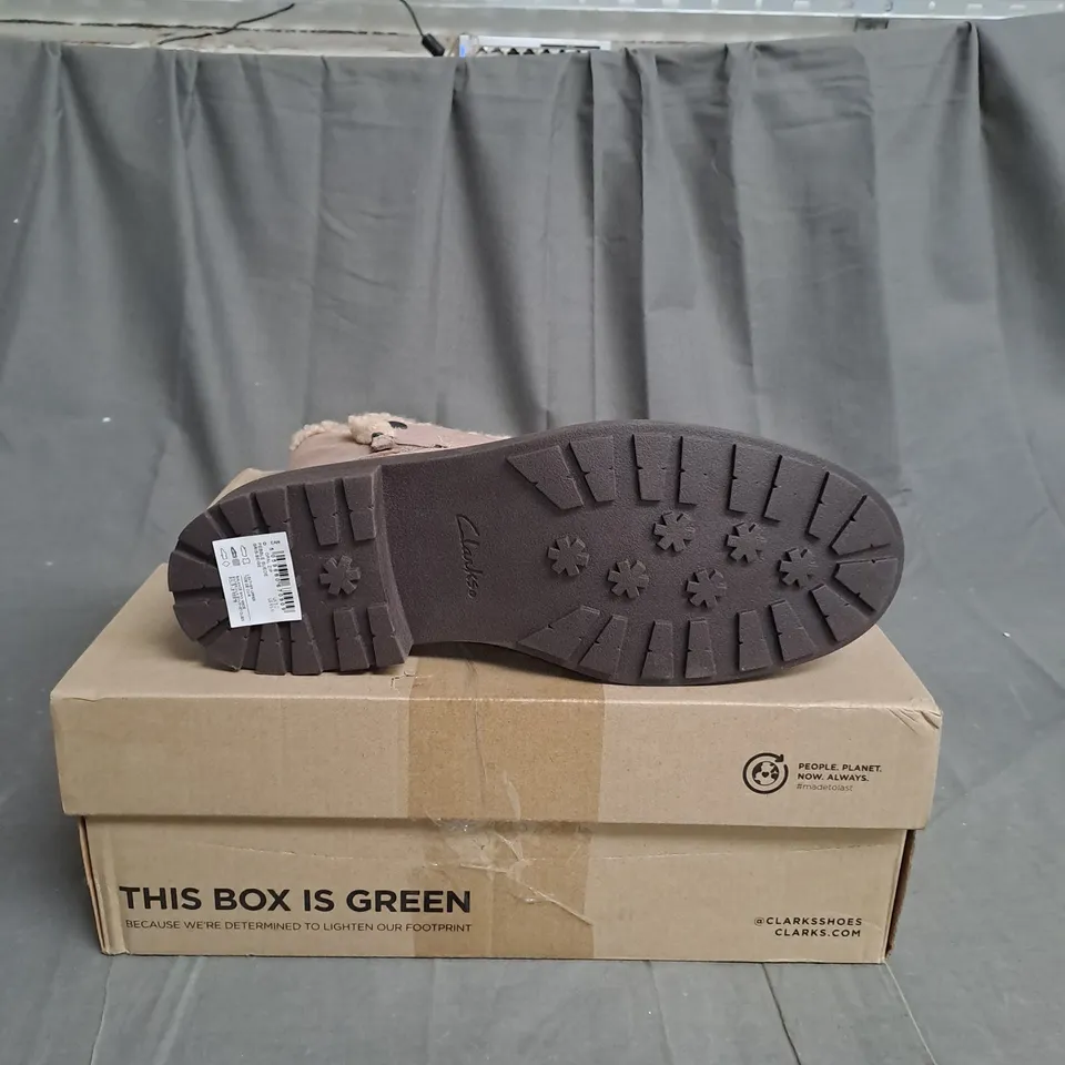 BOXED PAIR OF CLARKS OPAL BOOTS IN PEBBLE UK SIZE 6