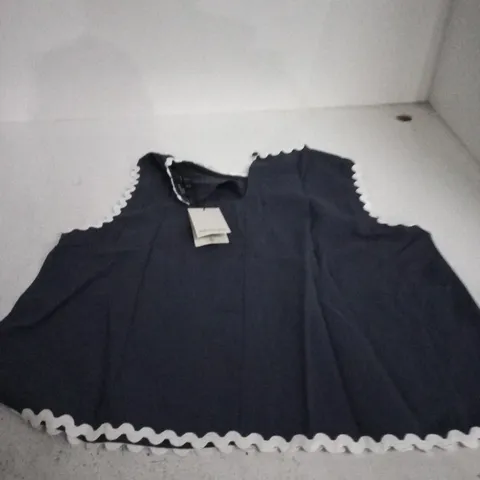 NOBODY'S CHILD NAVY DRESS WITH WHITE SCALLOP TRIM – UK 14