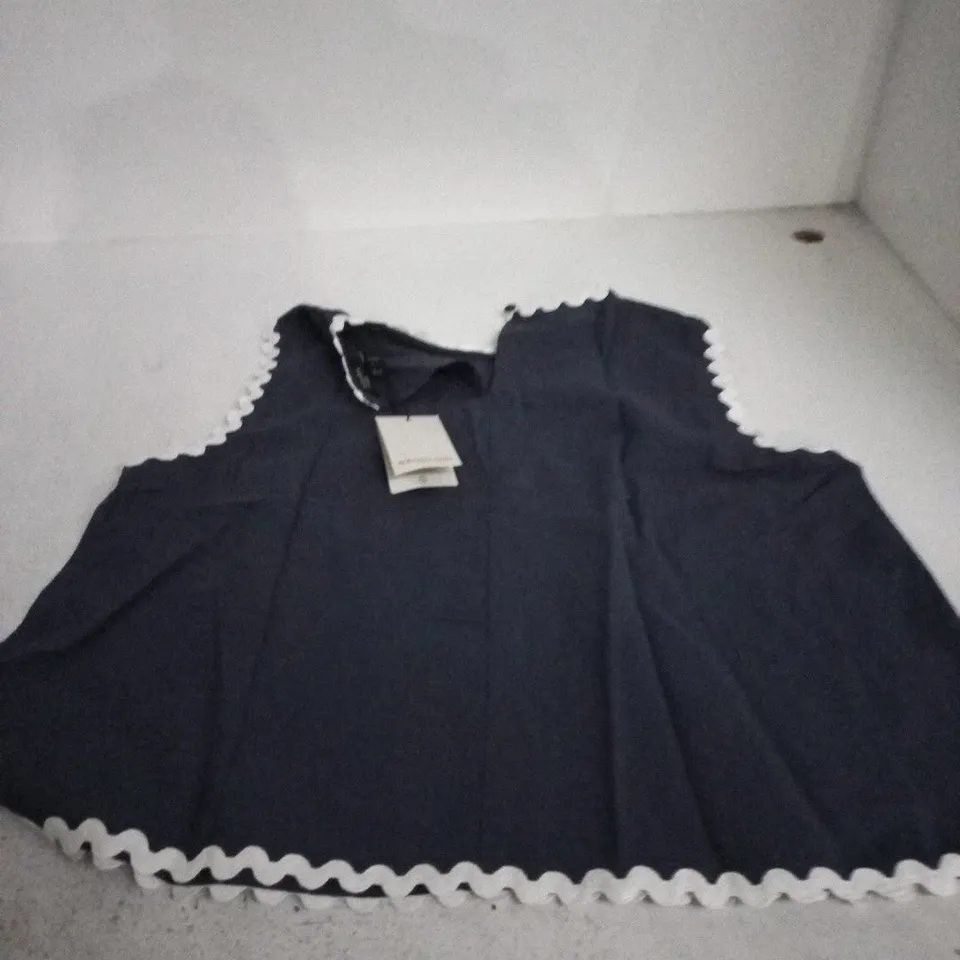 NOBODY'S CHILD NAVY DRESS WITH WHITE SCALLOP TRIM – UK 14