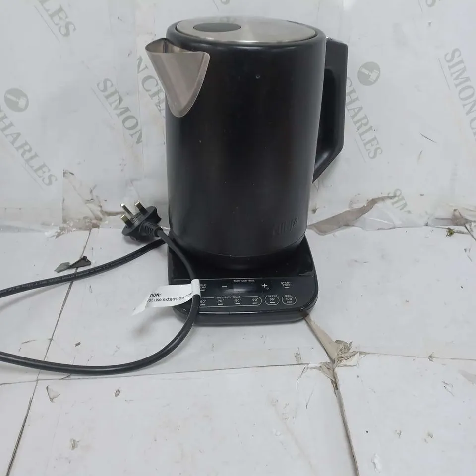 BOXED NINJA PERFECT TEMPERATURE KETTLE KT200UK