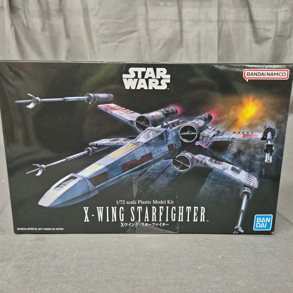 STAR WARS - X WING STARFIGHTER - 1/72 SCALE