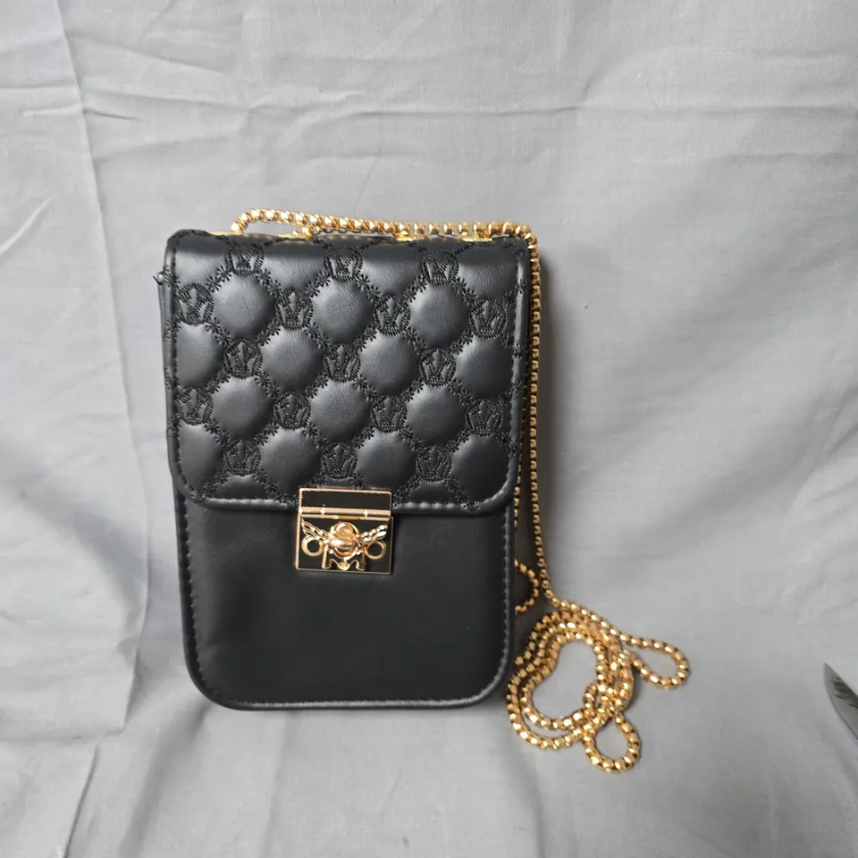 UNBRANDED BLACK QUILTED SHOULDER BAG WITH GOLD EFFECT CHAIN STRAP 