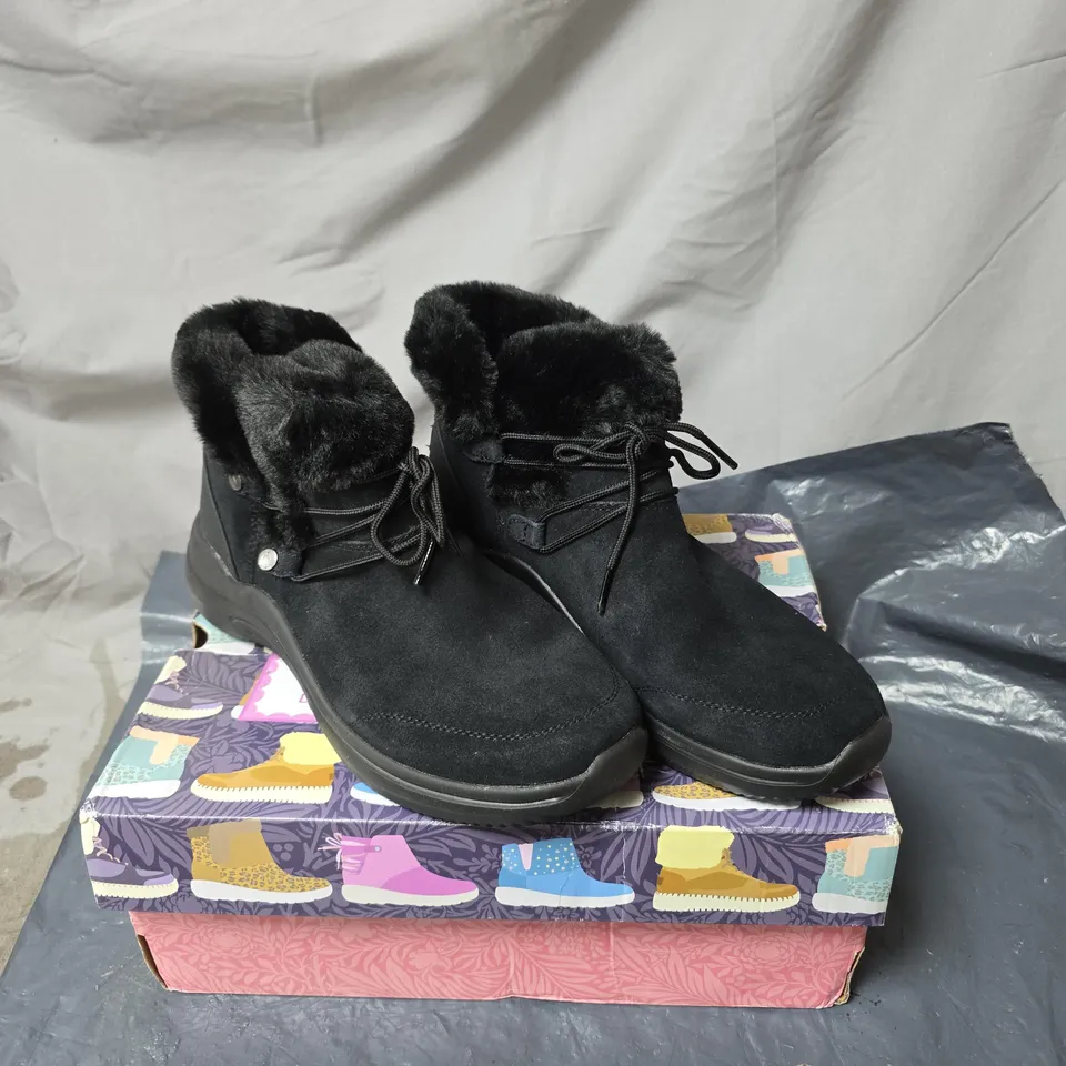 SKECHERS GO WALK WOMEN'S BLACK FUR-LINED WINTER BOOTS – DESIGNED FOR WALKING SIZE 6