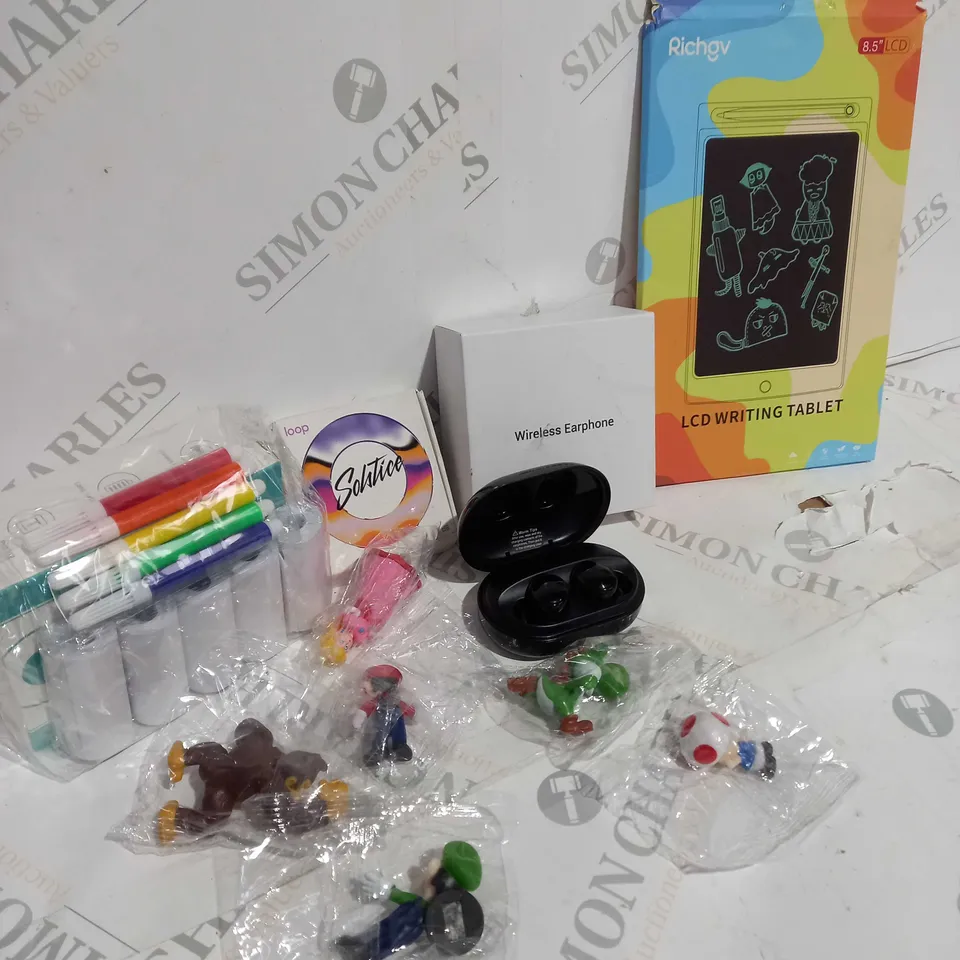 BOX OF ASSORTED ITEMS APPROXIMATELY 5 TO INCLUDE MARIO TOYS, COLOURING SET, LCD WRITING TABLET ETC