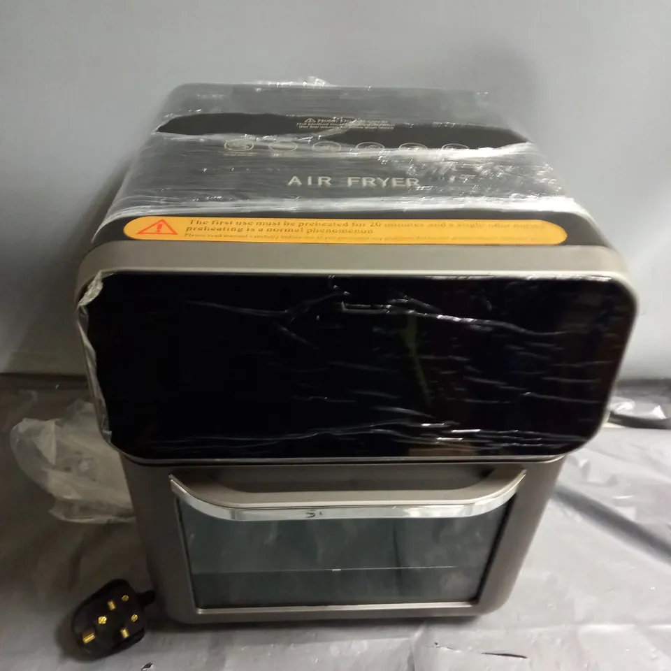 BOXED UNBRANDED AIR FRYER IN BLACK