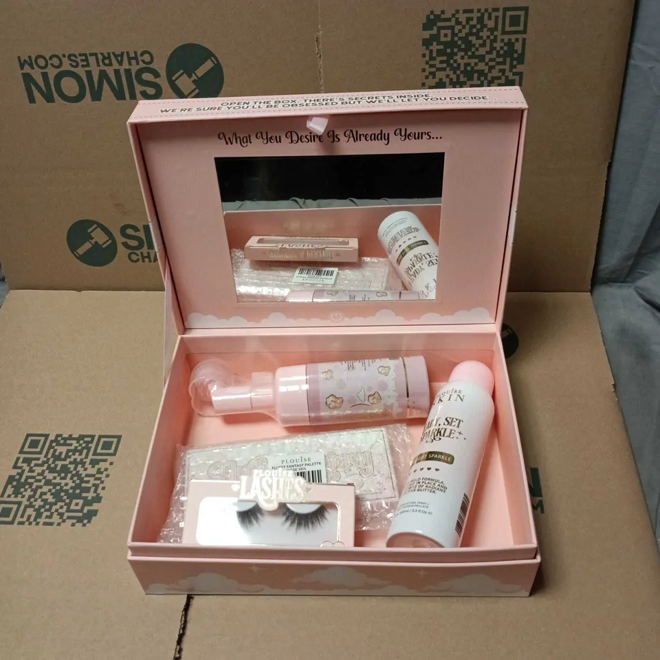 PLOUISE FULFILLING DREAMS GIFT SET TO INCLUDE OWN THE NIGHT LASHES, STARLIGHT SPARKLE SPRAY ETC