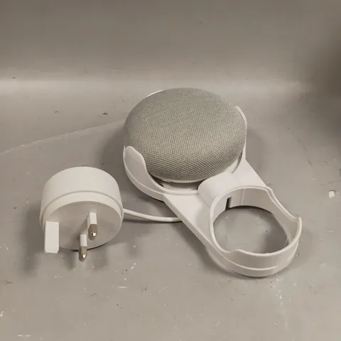 GOOGLE HOME SMART SPEAKER WITH MOUNT 