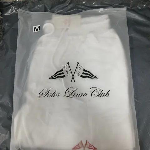 20 BAGGED SOHO LIMO CLUB MEDIUM SHORTS IN WHITE 