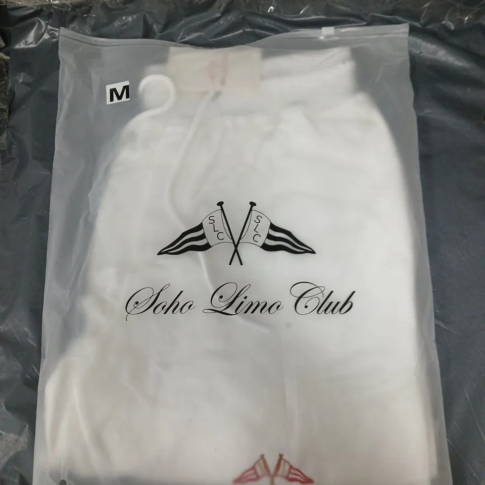20 BAGGED SOHO LIMO CLUB MEDIUM SHORTS IN WHITE 