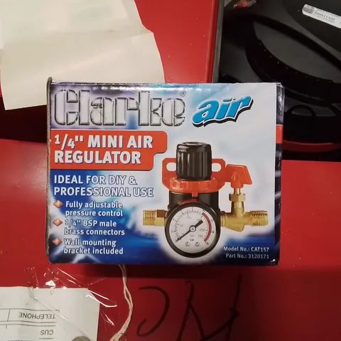 BOXED CLARKE AIR ¼" MINI AIR REGULATOR 