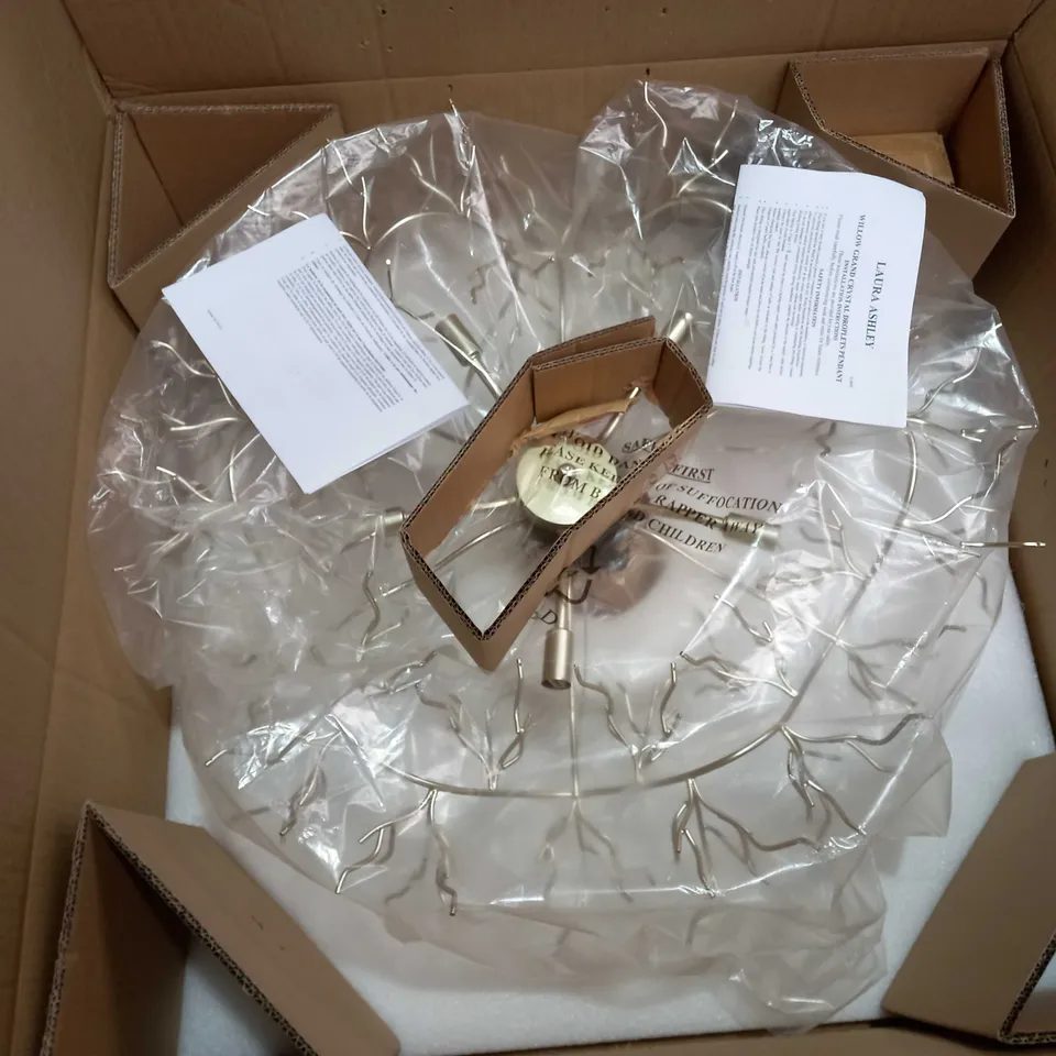 LAURA ASHLEY WILLOW 5LT PENDANT, SATIN CHAMPAGNE