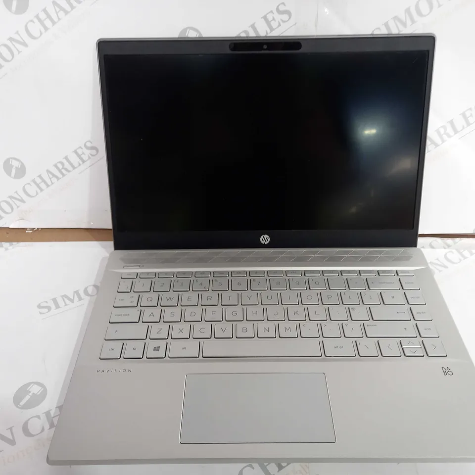 HP PAVILLION LAPTOP IN SILVER