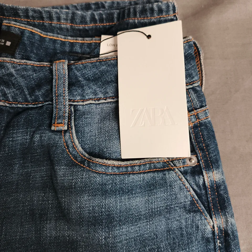 ZARA LOW RISE STRAIGHT JEANS – BLUE DENIM SIZE 38