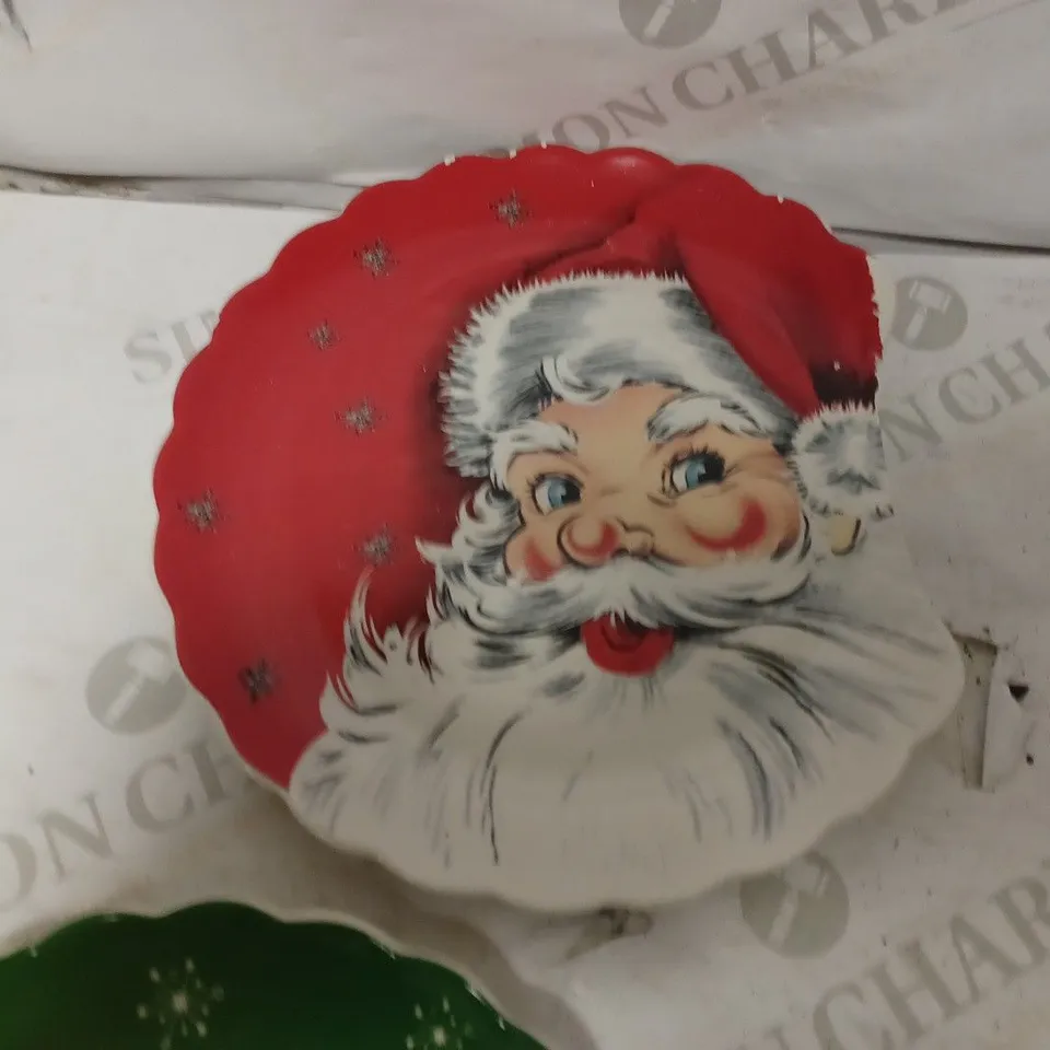 MR CHRISTMAS SET OF 4 CERAMIC NOSTALGIC RETRO PLATES
