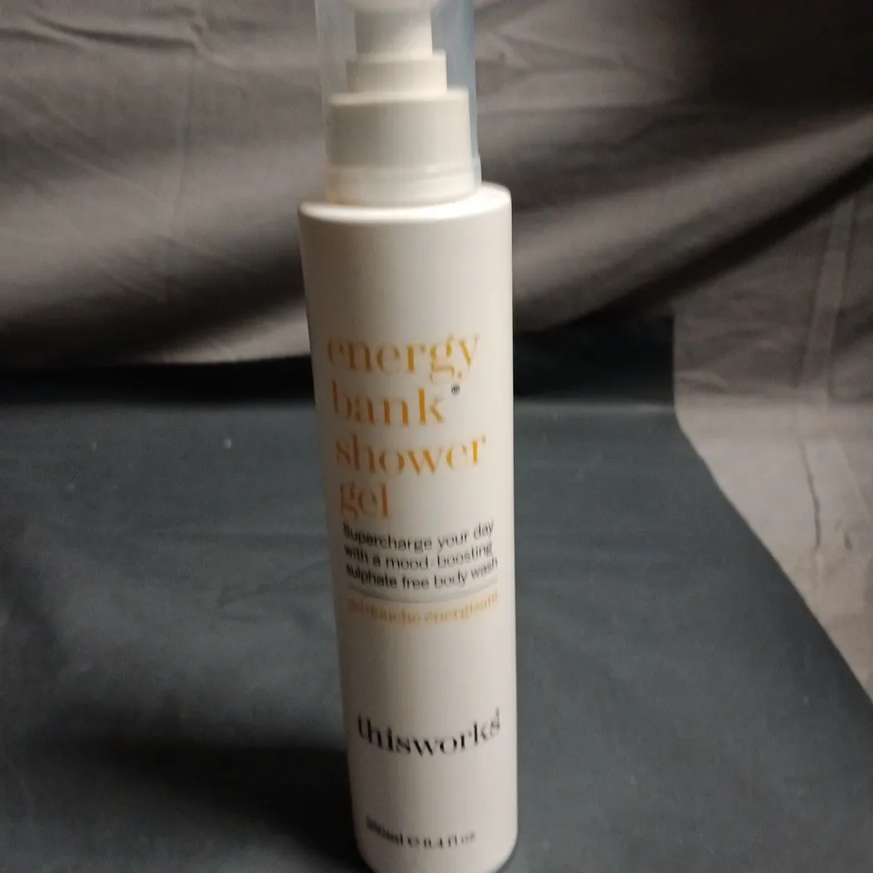 THIS WORKS ENERGY BANK SHOWER GEL 250ML