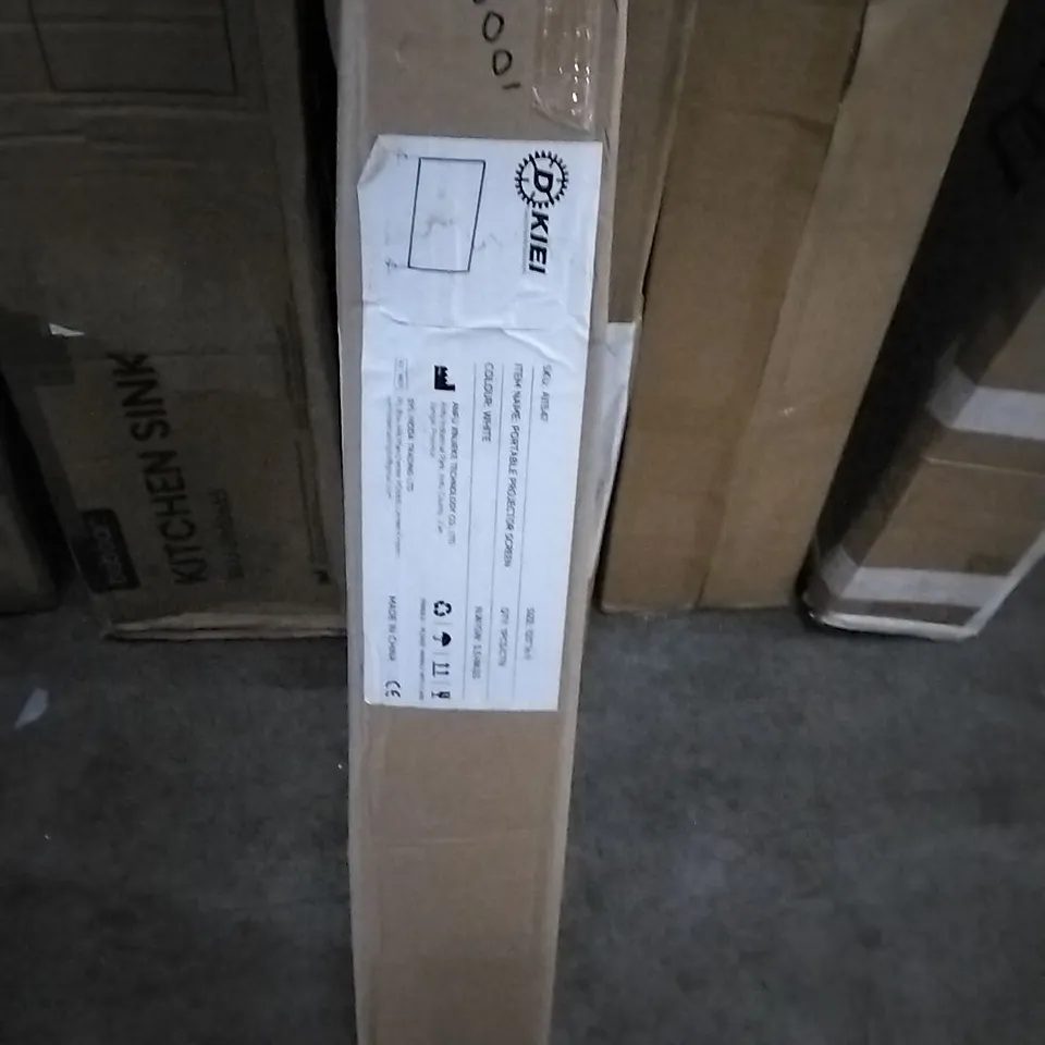 BOXED DKIEI PORTABLE PROJECTION SCREEN WHITE AL1547