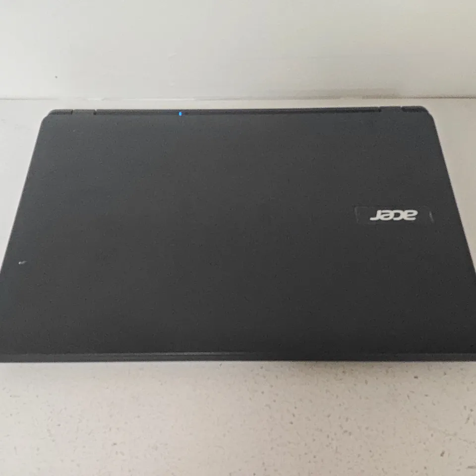 UNBOXED ACER ASPIRE LAPTOP IN BLACK - ES1-531