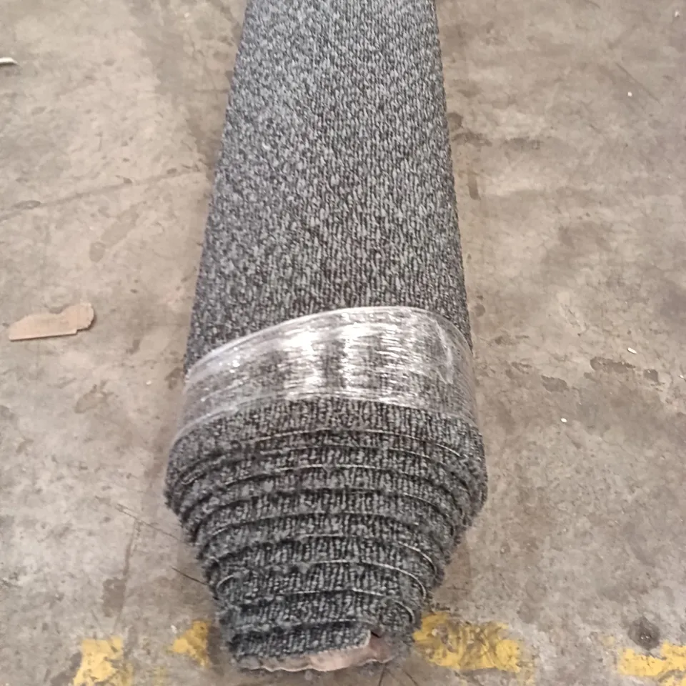 ROLL OF OASIS STEEL MIRAGE APPROX SIZE: 2.30 X 5.00M