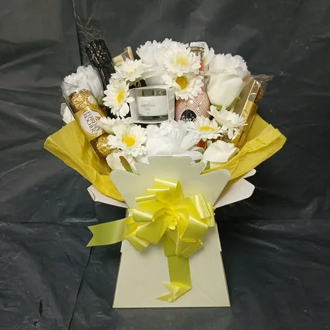 PORNSTAR MARTINI AND PROSECCO YANKEE CANDLE BOUQUET