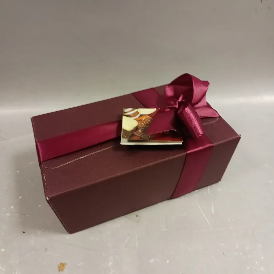 SEALED HAMILTONS CHOCOLATES 24 SELECTION BOX 