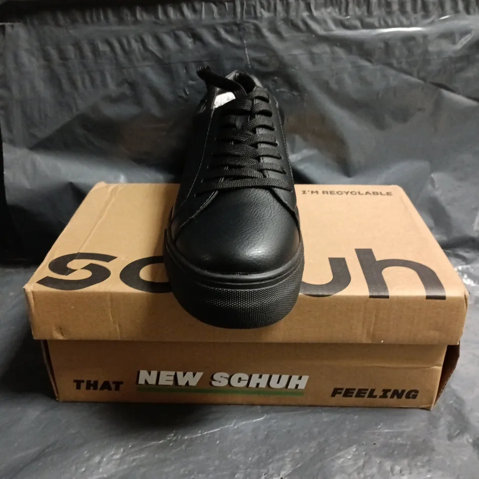 BOXED PAIR OF SCHUH MARLEY LACE UP TRAINERS IN BLACK SIZE EU 38