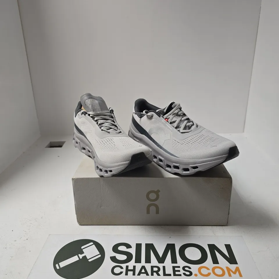 BOXED PAIR OF ON CLOUD CLOUDMASTER TRAINERS SIZE UK 10.5