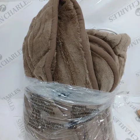 BOXED COZEE HOME HEATED BLANKET IN DARK TAUPE