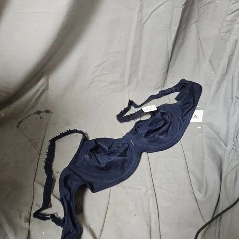 BOX OF APPROXIMATELY 25 ASSORTED CLOTHING ITEMS INCLUDING LISCA BRA , WHAT KATIE DID STOCKINGS , SUNFLAIR SWIMSUIT AND GOSSARD G STRING 