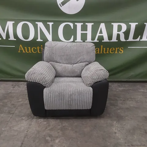 QUALITY DESIGNER SIENNA FABRIC/FAUX LEATHER RECLINER ARMCHAIR