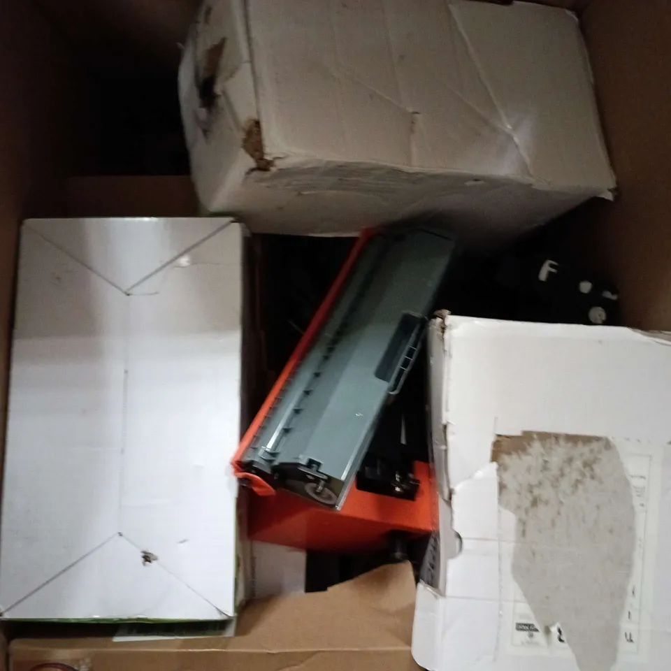 APPROXIMATELY 10 ASSORTED PRINTER TONER CARTRIDGES FROM VARIOUS BRANDS