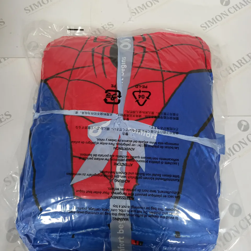 OODIE OVERSIZED WEARABLE SPIDER-MAN BLANKET - SIZE NOT SPECIFIED 