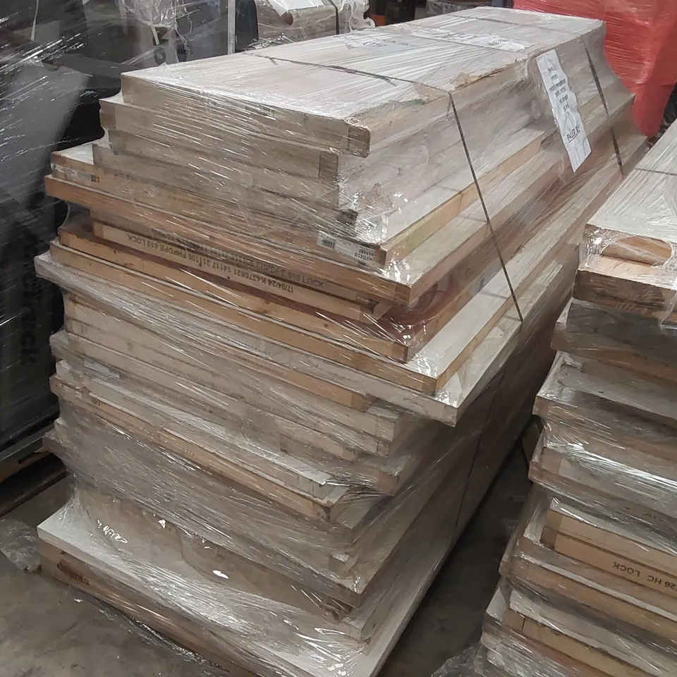 PALLET OF APPROXIMATELY 25x  MIXED FIREDOORS & NON FIREDOORS DESIGNER INTERNAL HOUSE DOORS