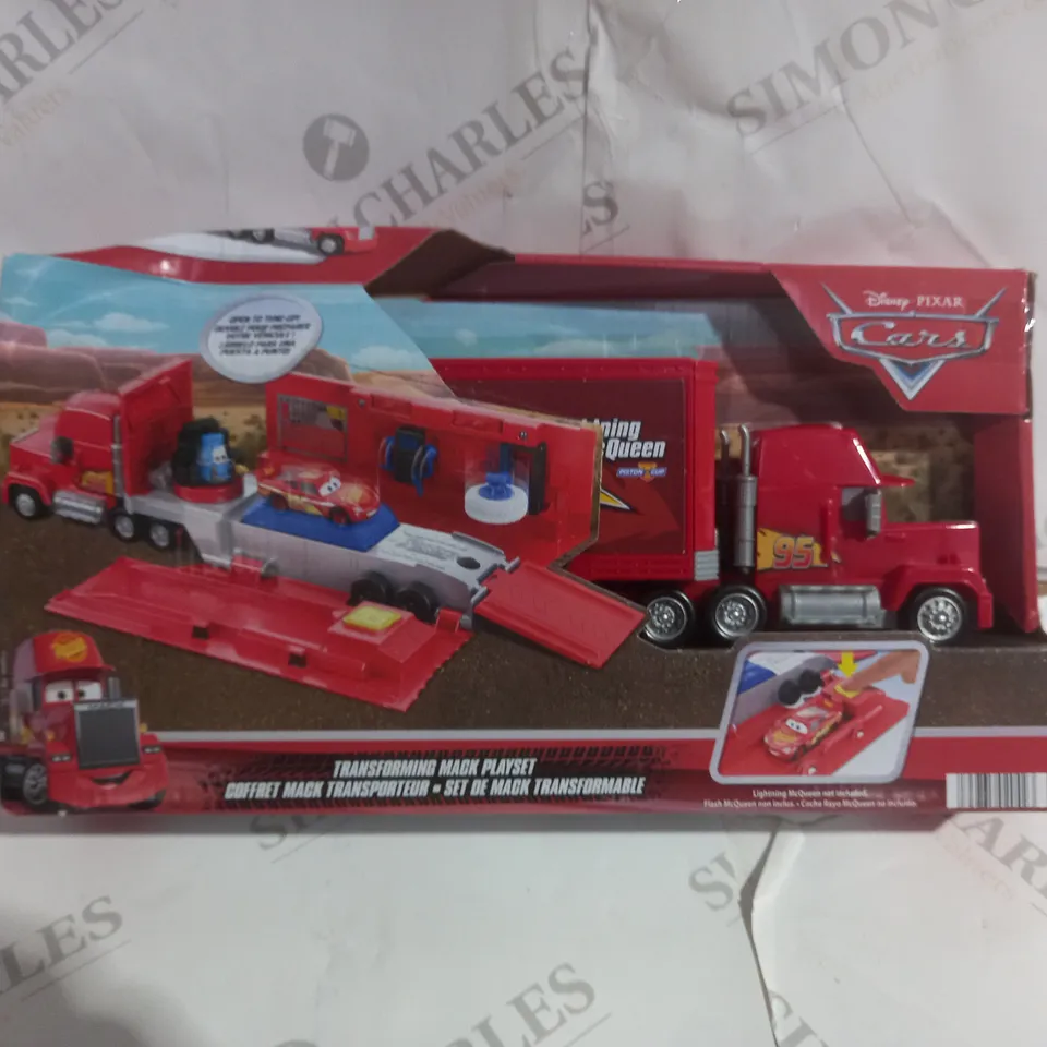 DISNEY PIXAR CARS TRANSFORMING MACK PLAYSET