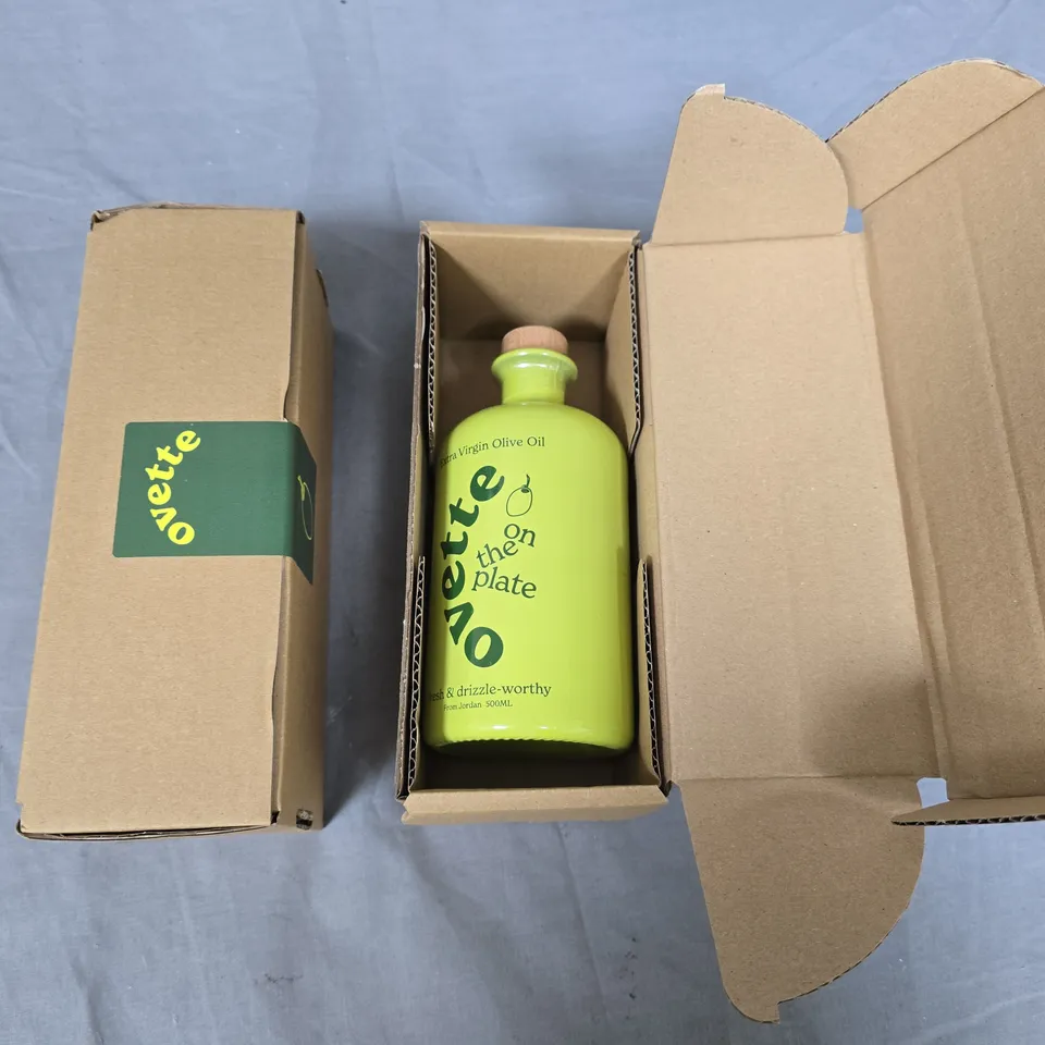 LOT OF 2 ON THE PLATE OVETTA 500ML EXTRA VIRGIN OLIVE OILS