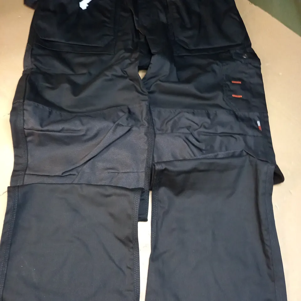 SCRUFFS ABBATECT WORKER PLUS TROUSERS  - UK38 LONG - BLACK T51802