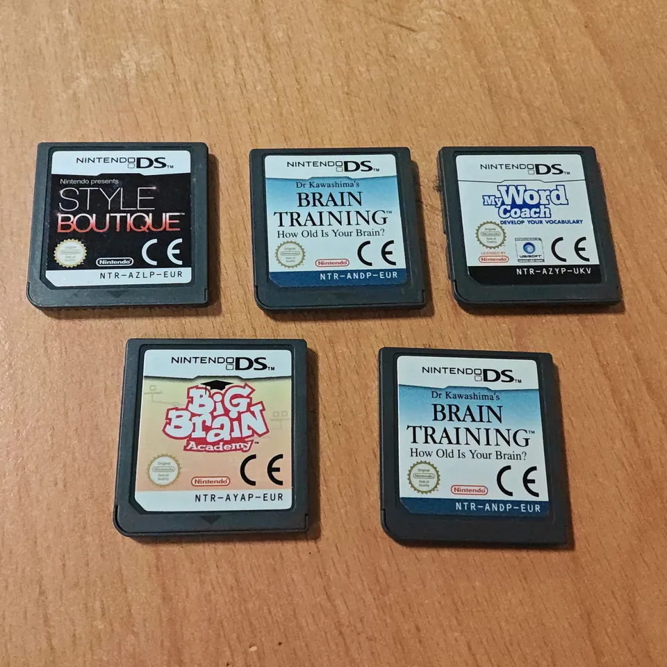 LOT OF 5 UNBOXED NINTENDO DS GAMES TO INCLUDE STYLE BOUTIQUE AND BRAIN TRAINING