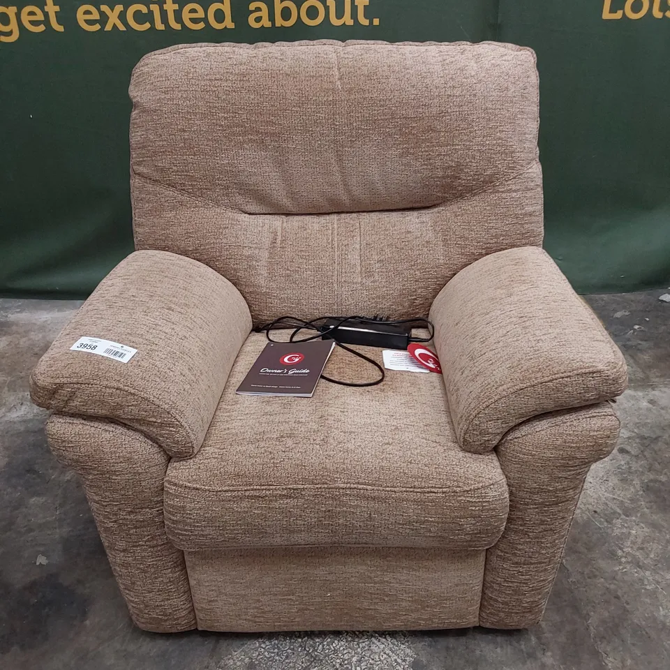 QUALITY BRITISH DESIGNER G PLAN SEATTLE POWER RECLINING EASY CHAIR BOUNCE COCO FABRIC 